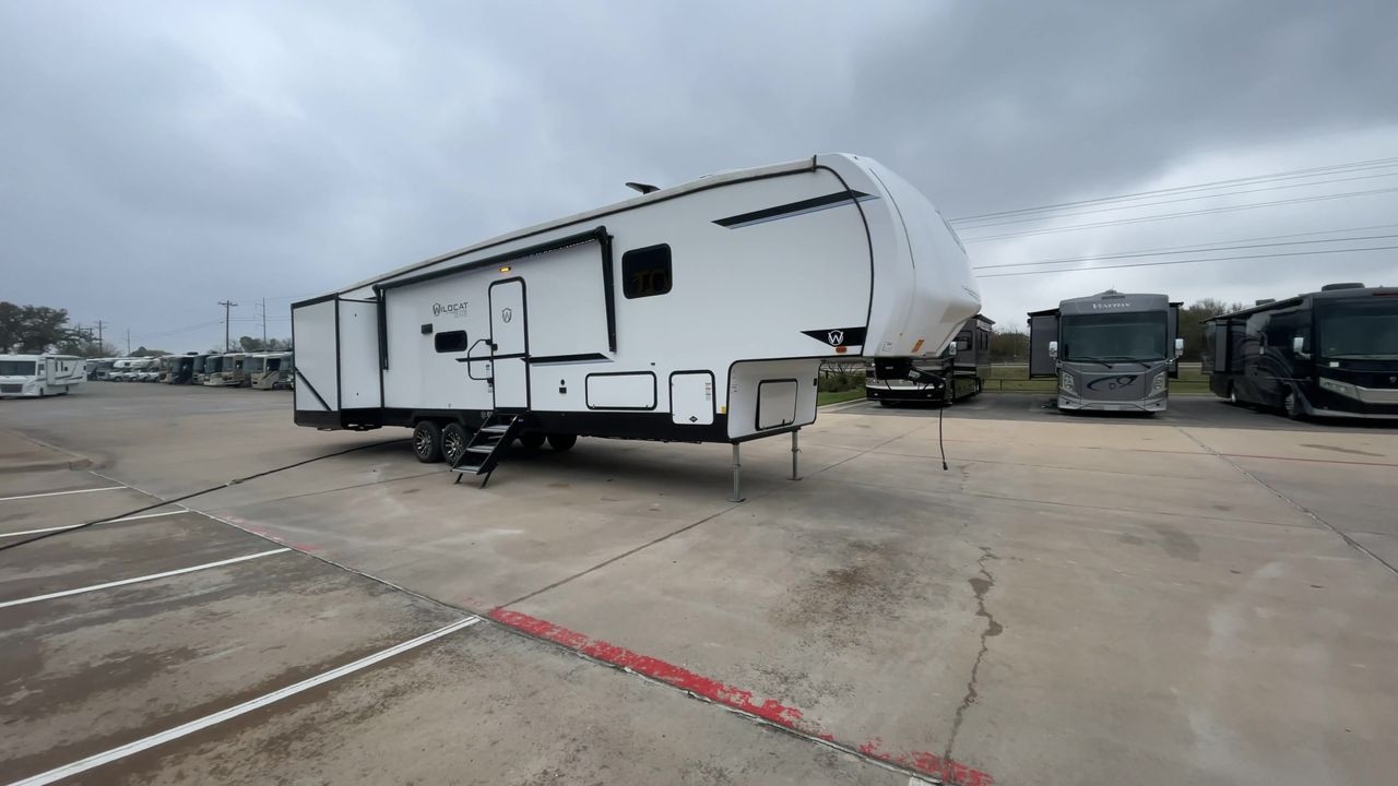 2023 FOREST RIVER WILDCAT 39QB-ONE