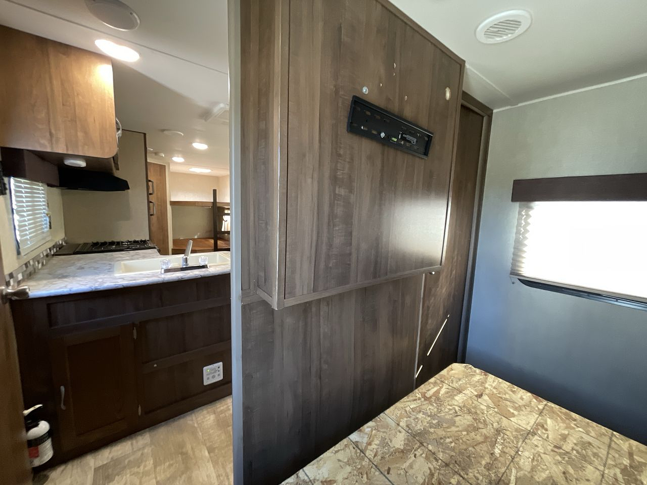 2018 GULF STREAM CONQUEST 268BH