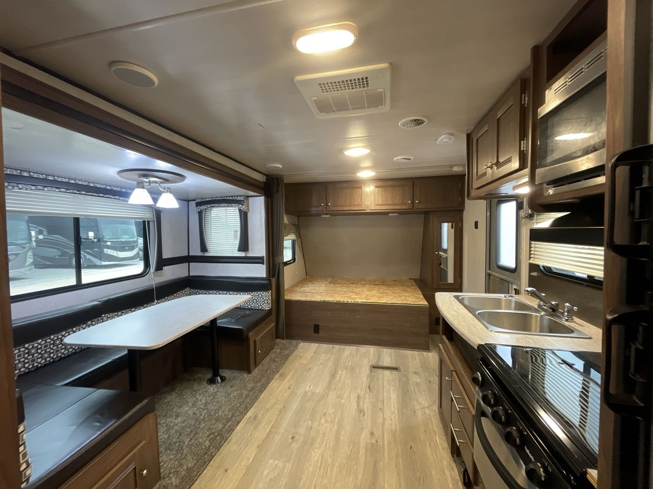 2019 HEARTLAND PROWLER 281TH