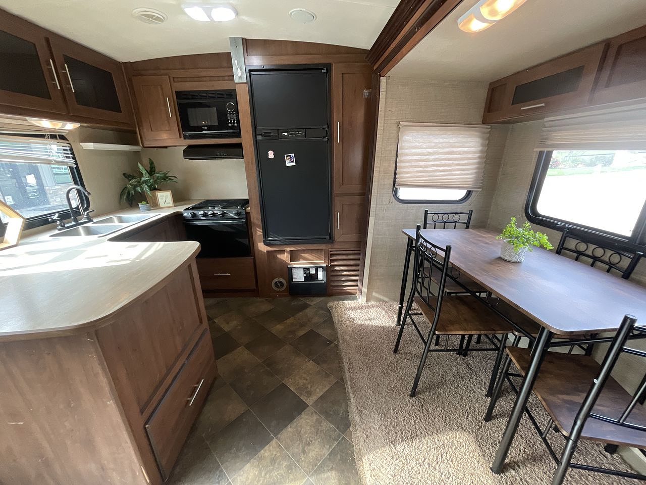 2014 DUTCHMEN AEROLITE 294RK