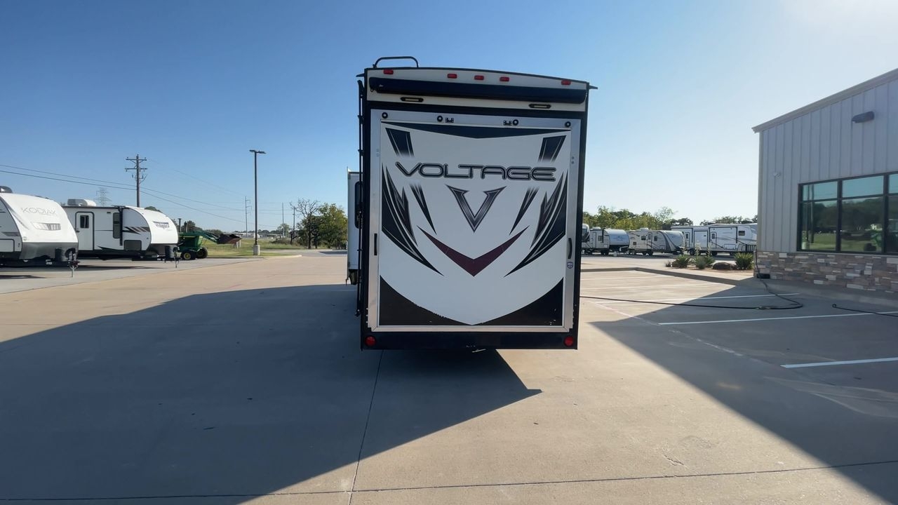 2017 DUTCHMEN VOLTAGE 3305