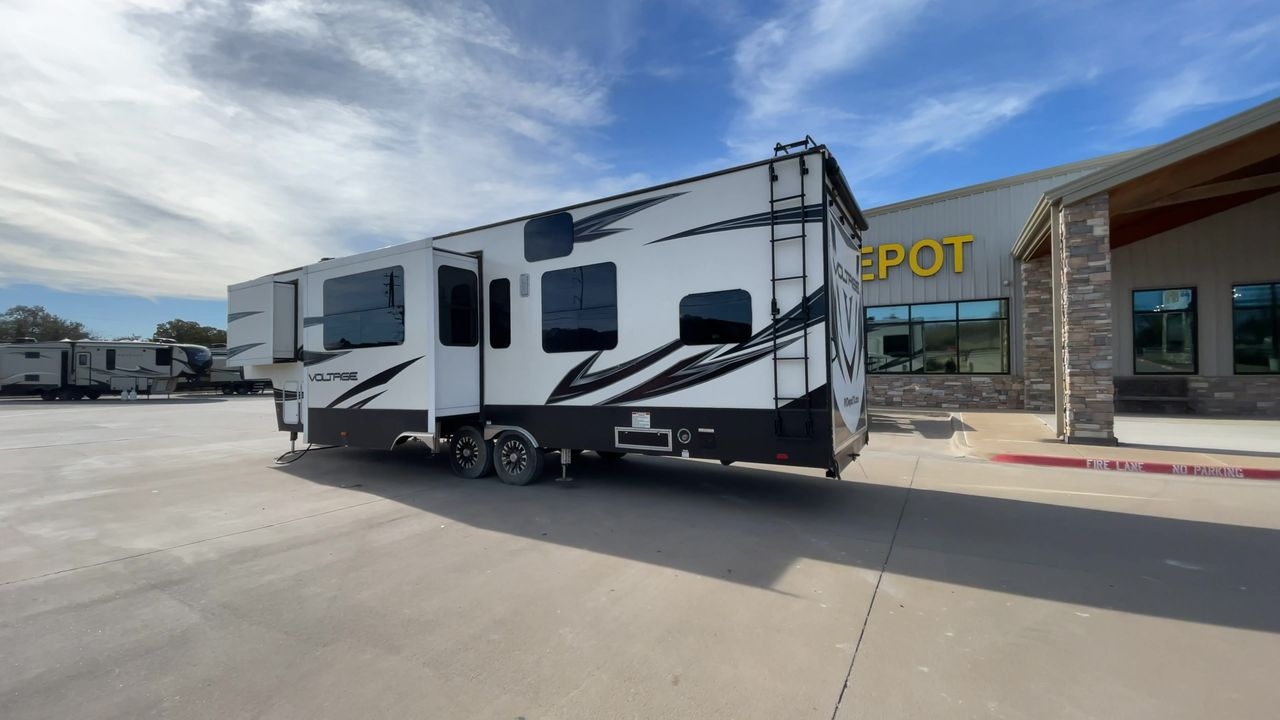 2017 DUTCHMEN VOLTAGE 3305