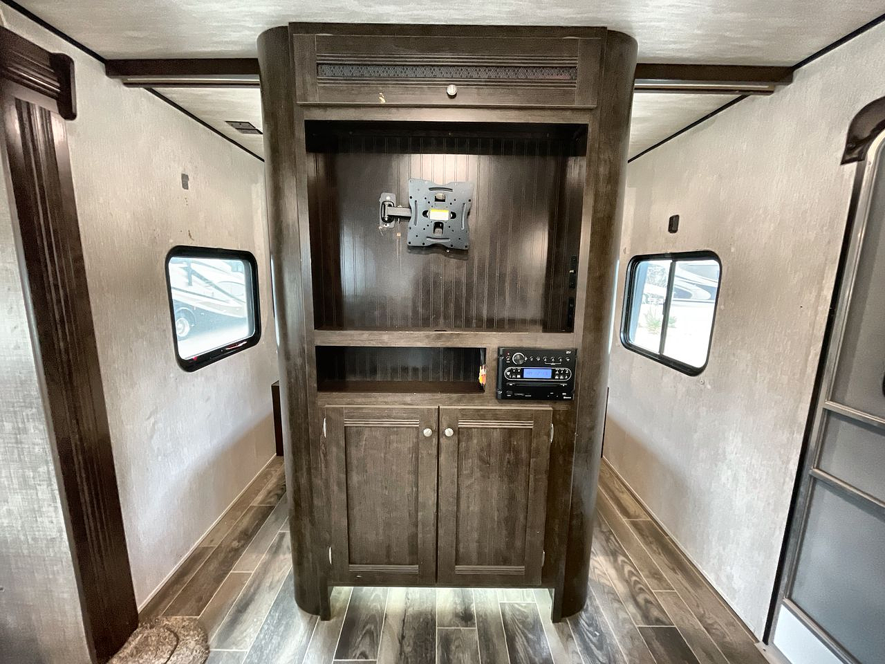 2019 HEARTLAND TRAIL RUNNER 325ODK