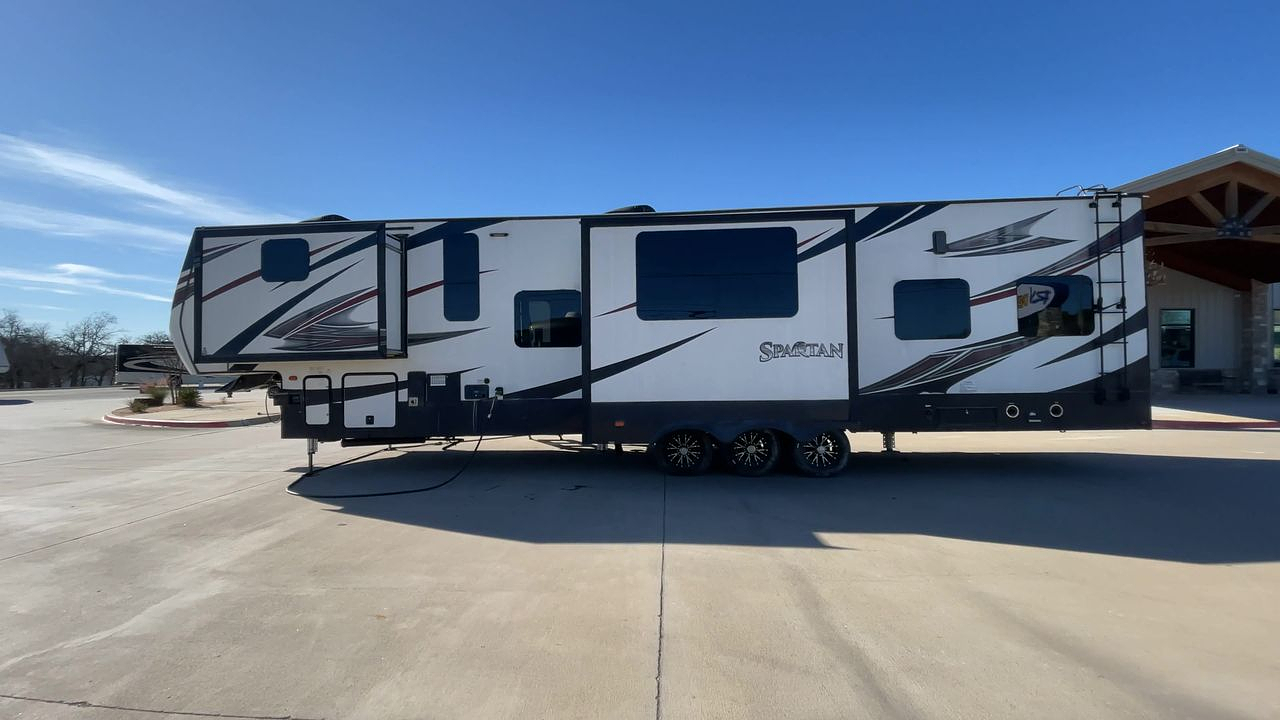 2017 FOREST RIVER SPARTAN 1245