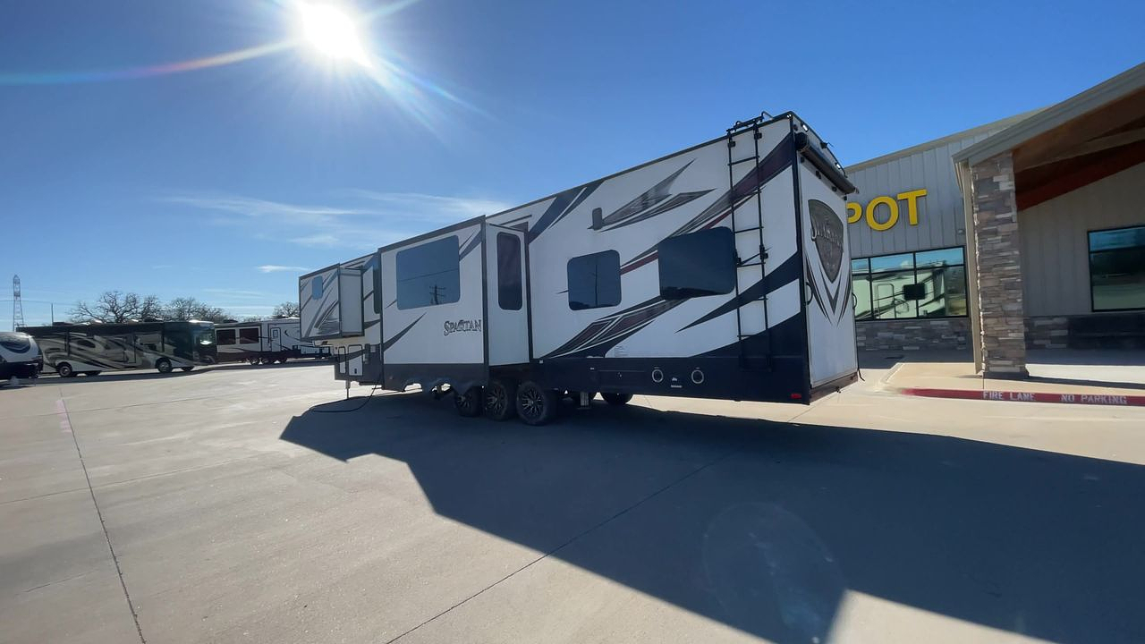 2017 FOREST RIVER SPARTAN 1245