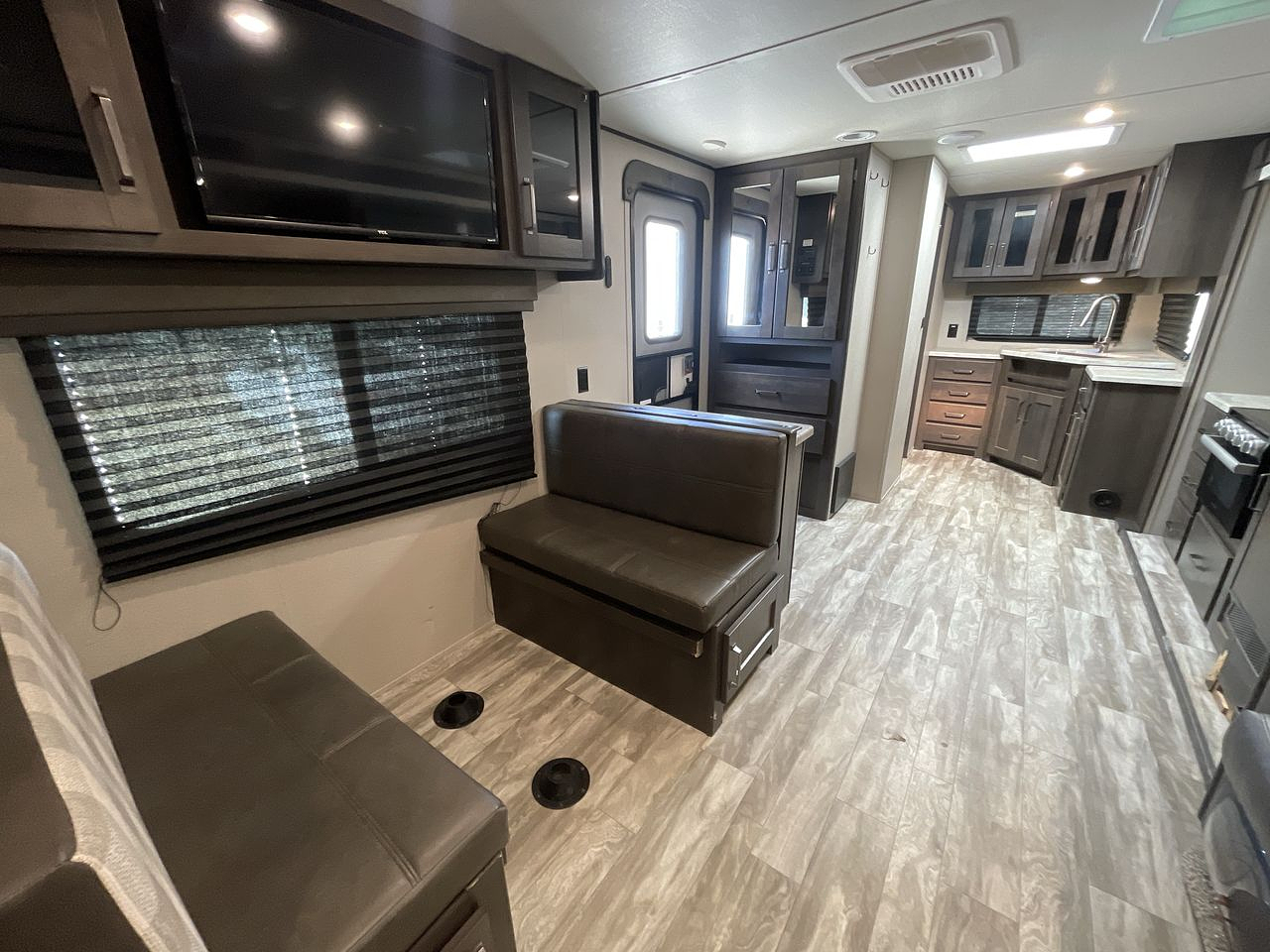 2022 GRAND DESIGN TRANSCEND 240ML