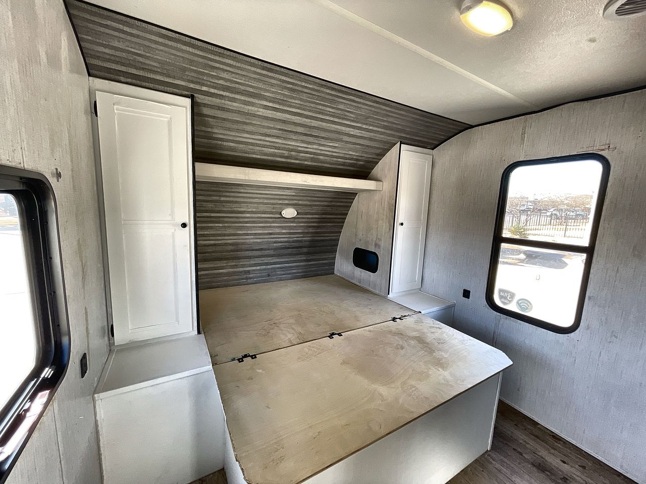 2023 HEARTLAND TRAIL RUNNER 31DB