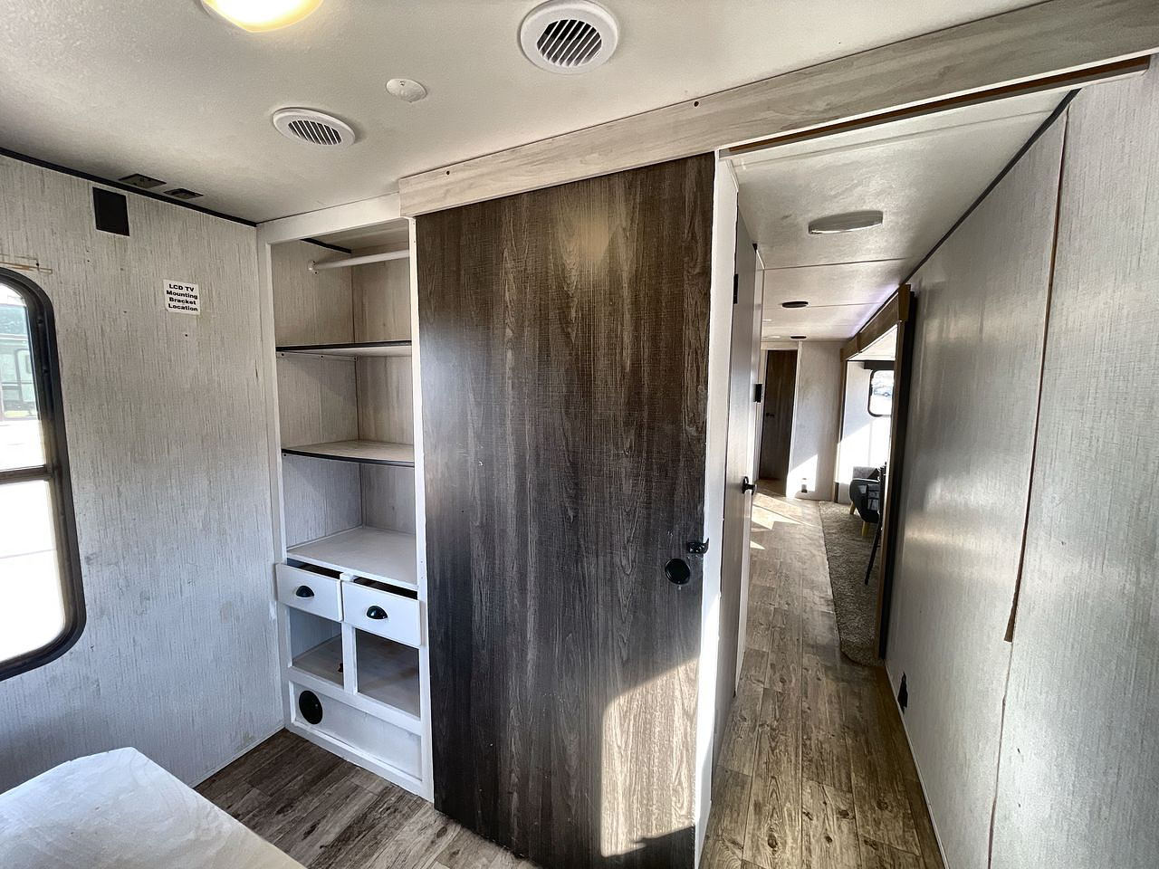 2023 HEARTLAND TRAIL RUNNER 31DB