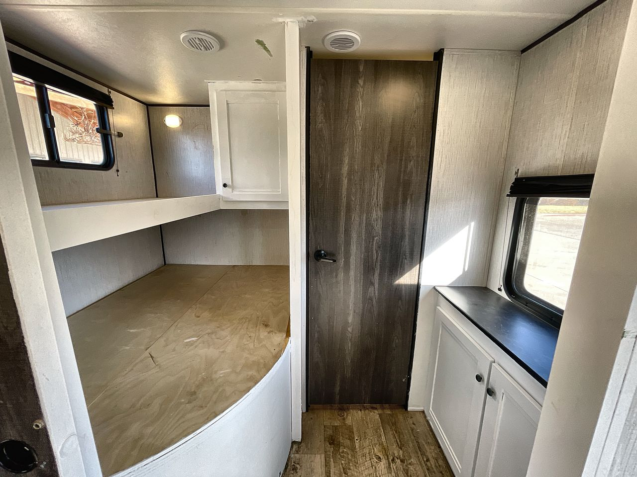 2023 HEARTLAND TRAIL RUNNER 31DB