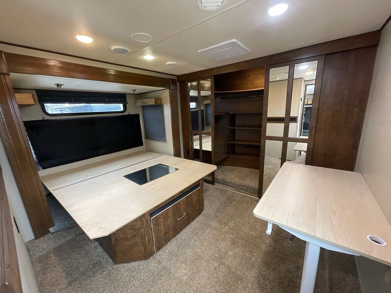 2014 GRAND DESIGN MOMENTUM 385TH