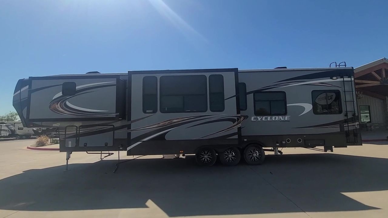 2016 HEARTLAND CYCLONE 4113