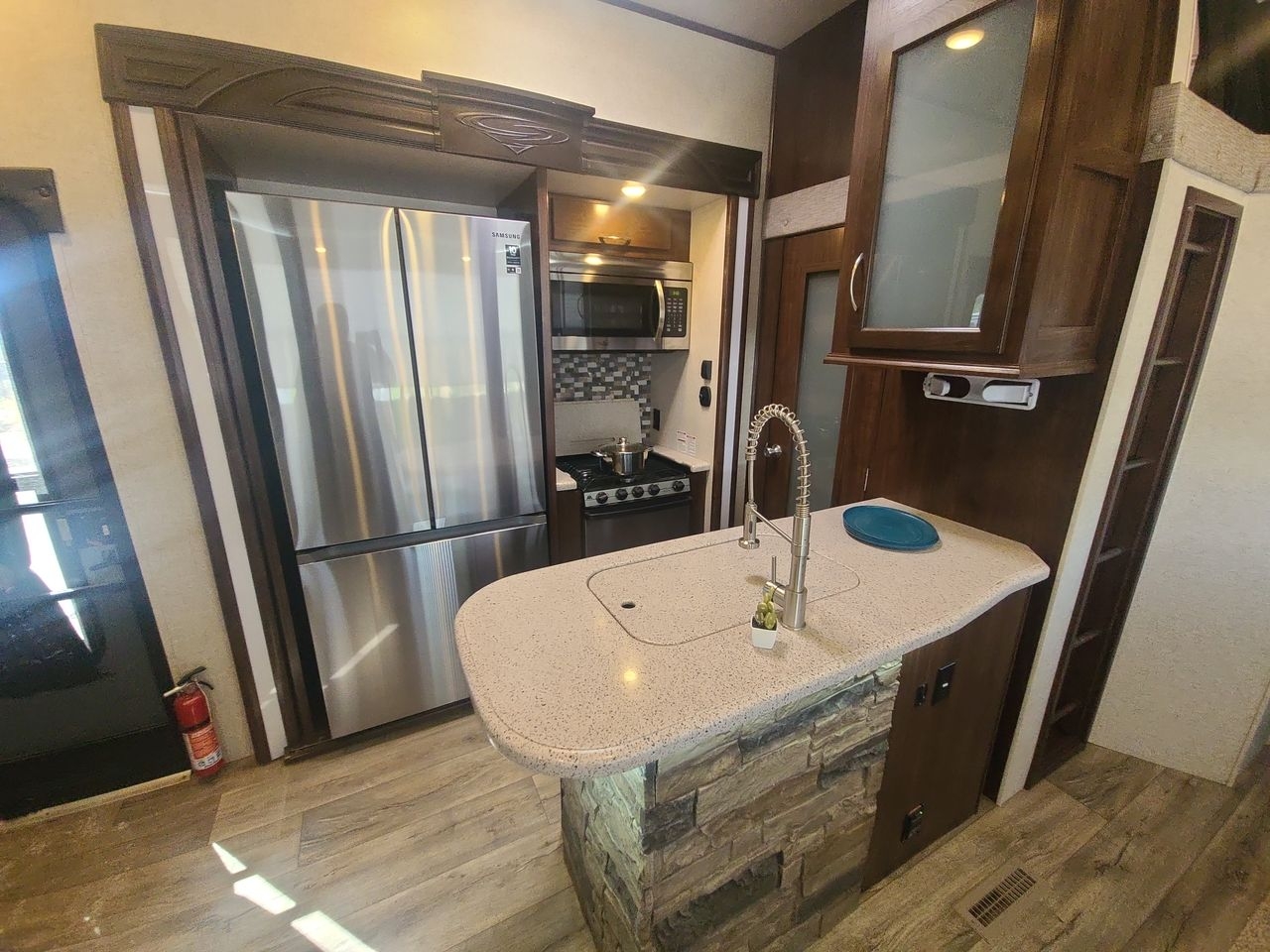 2016 HEARTLAND CYCLONE 4113