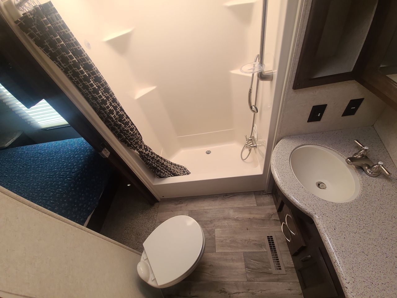 2016 HEARTLAND CYCLONE 4113