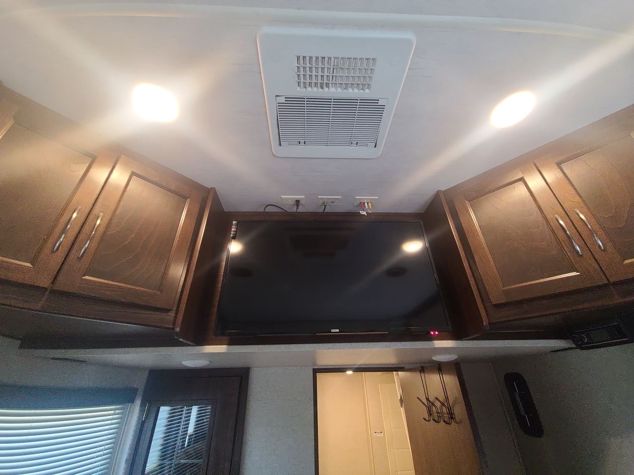 2016 HEARTLAND CYCLONE 4113