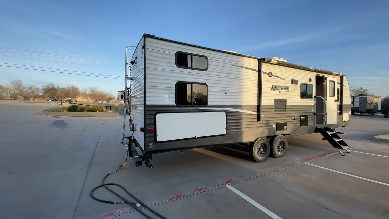 2019 KEYSTONE AVENGER 27DBS