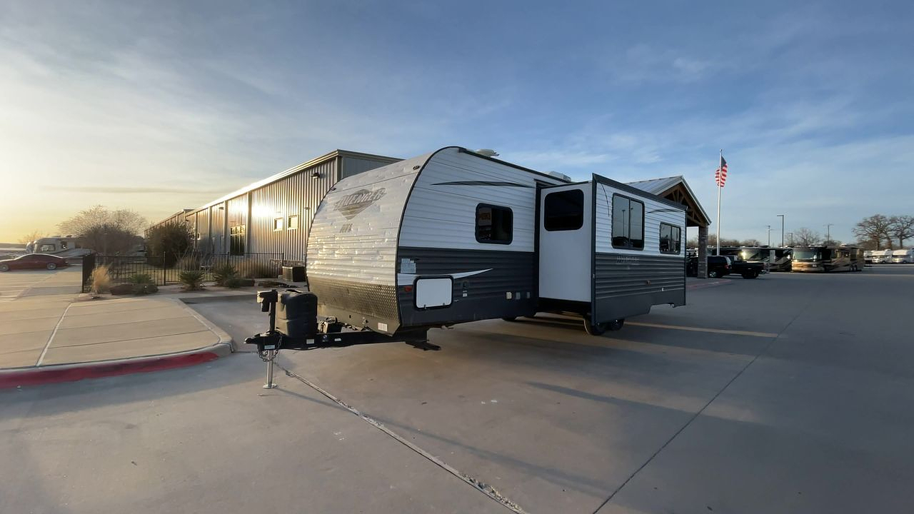 2019 KEYSTONE AVENGER 27DBS