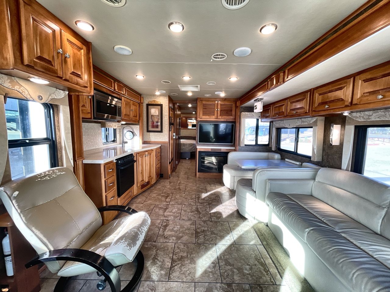 2015 TIFFIN ALLEGRO 34TGA