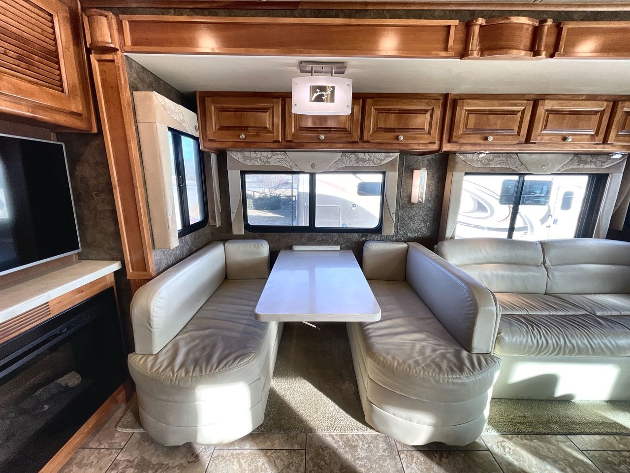 2015 TIFFIN ALLEGRO 34TGA