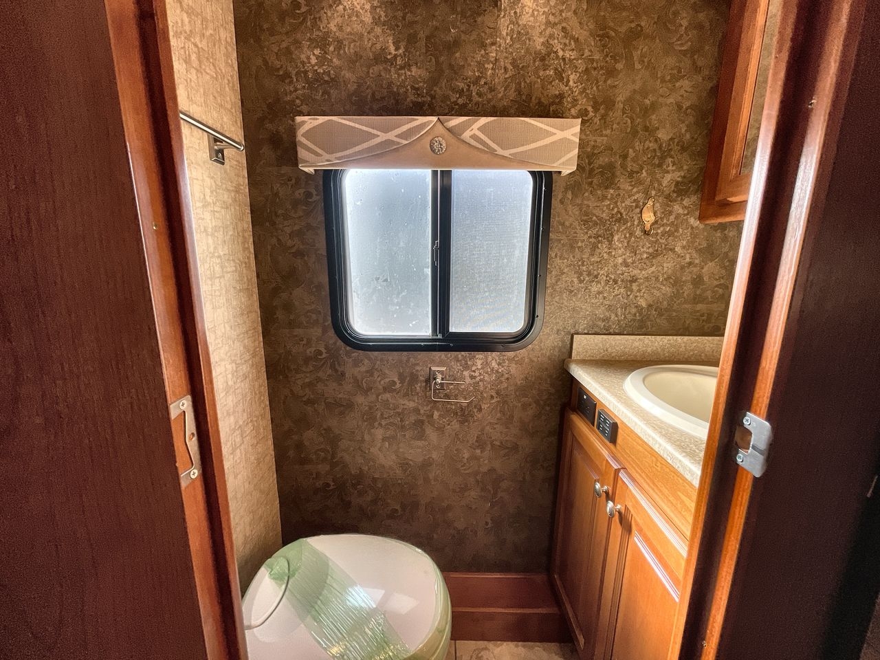 2015 TIFFIN ALLEGRO 34TGA