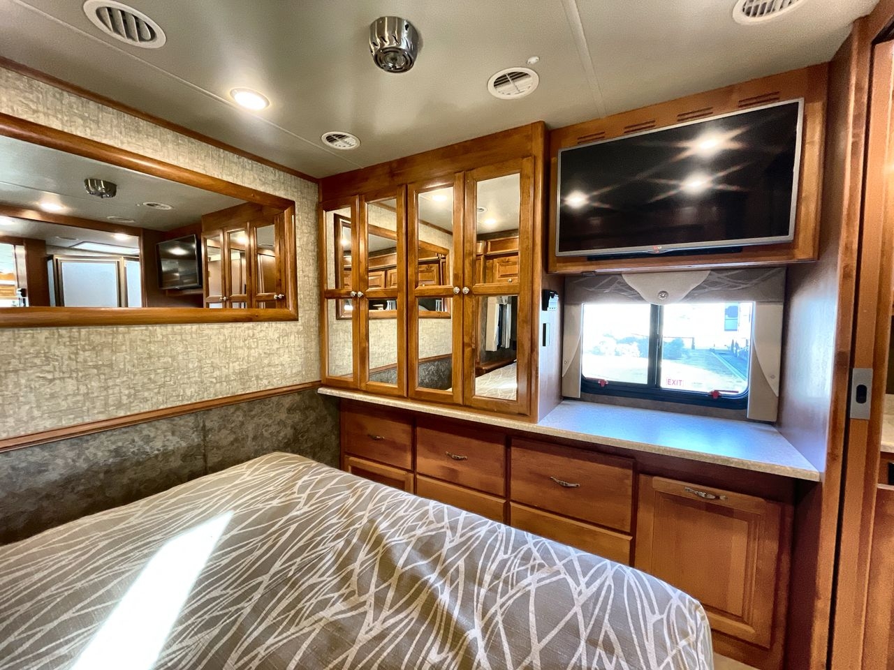 2015 TIFFIN ALLEGRO 34TGA