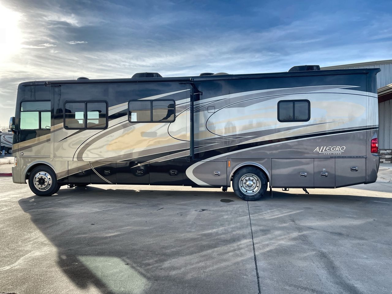 2015 TIFFIN ALLEGRO 34TGA