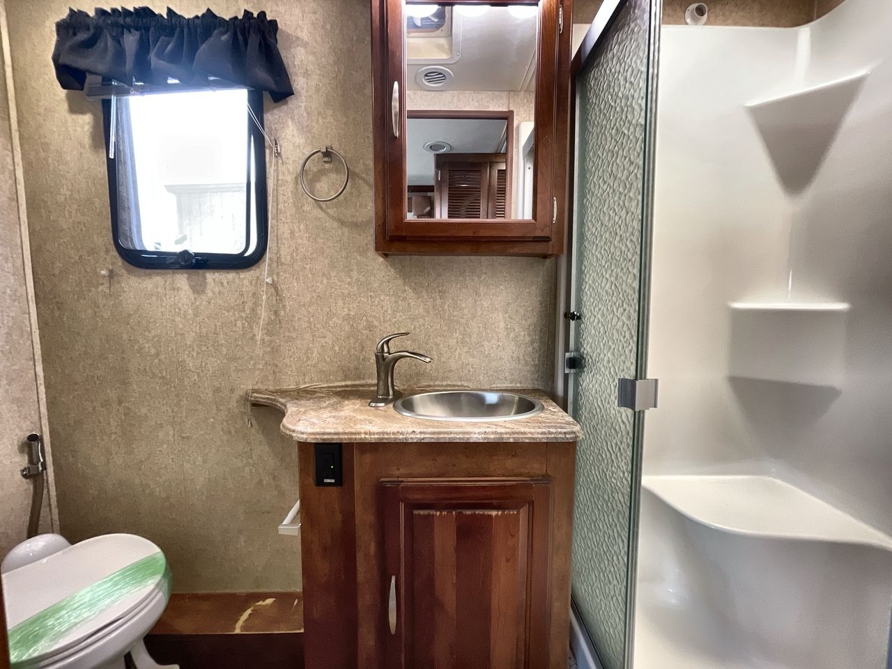 2015 FOREST RIVER SPORTSCOACH 360DL