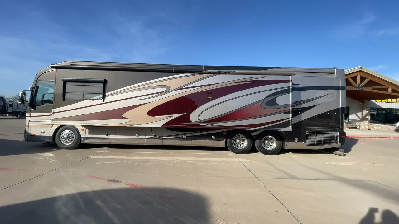 2011 AMERICAN COACH HERITAGE 45 BT