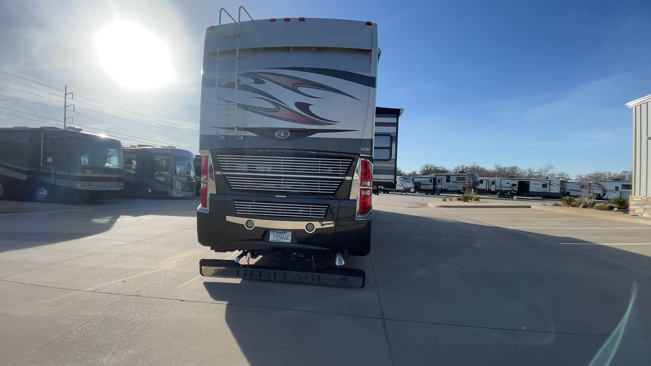 2011 AMERICAN COACH HERITAGE 45 BT