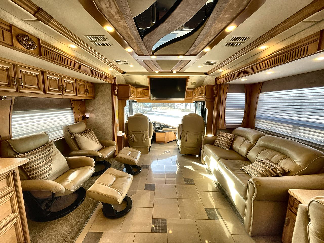 2011 AMERICAN COACH HERITAGE 45 BT