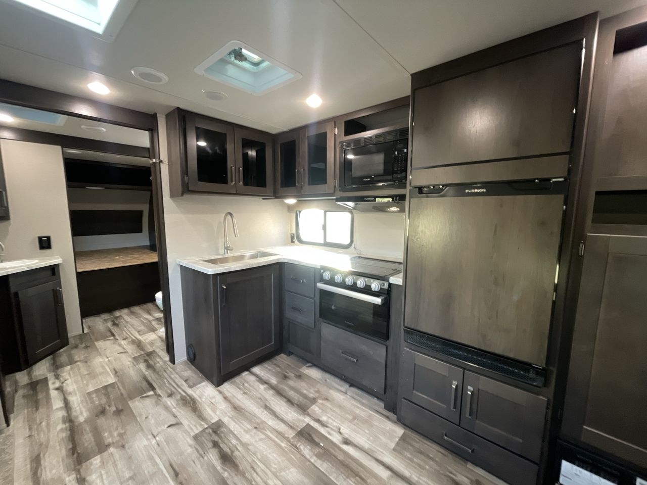 2022 GRAND DESIGN TRANSCEND 321BH