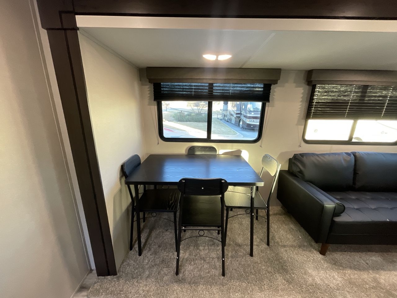 2022 GRAND DESIGN TRANSCEND 321BH