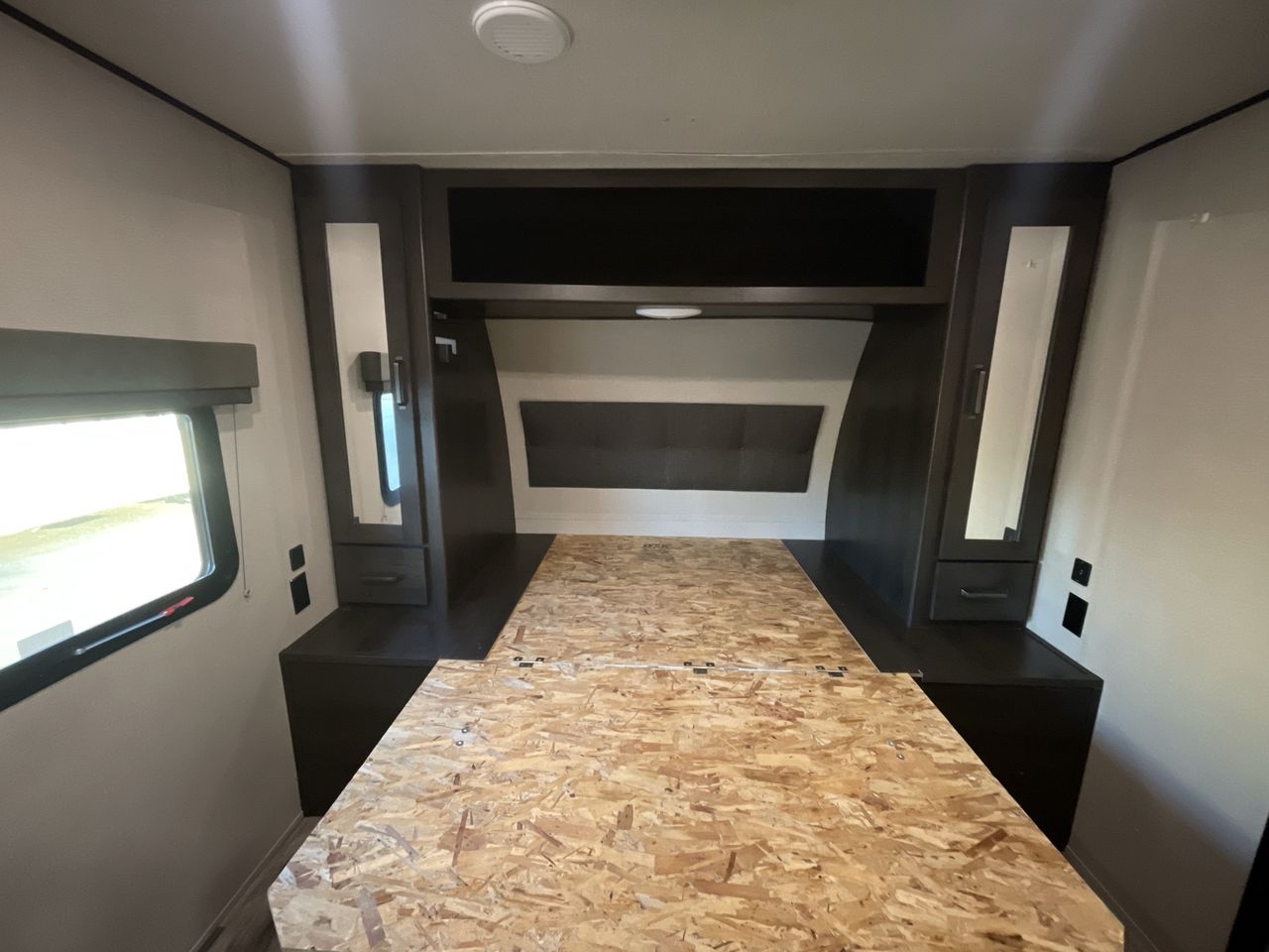 2022 GRAND DESIGN TRANSCEND 321BH