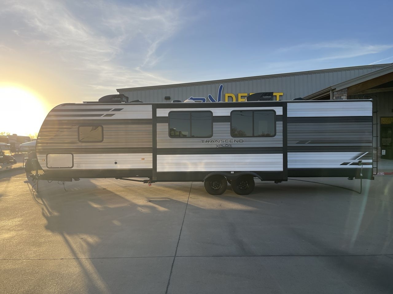 2022 GRAND DESIGN TRANSCEND 321BH