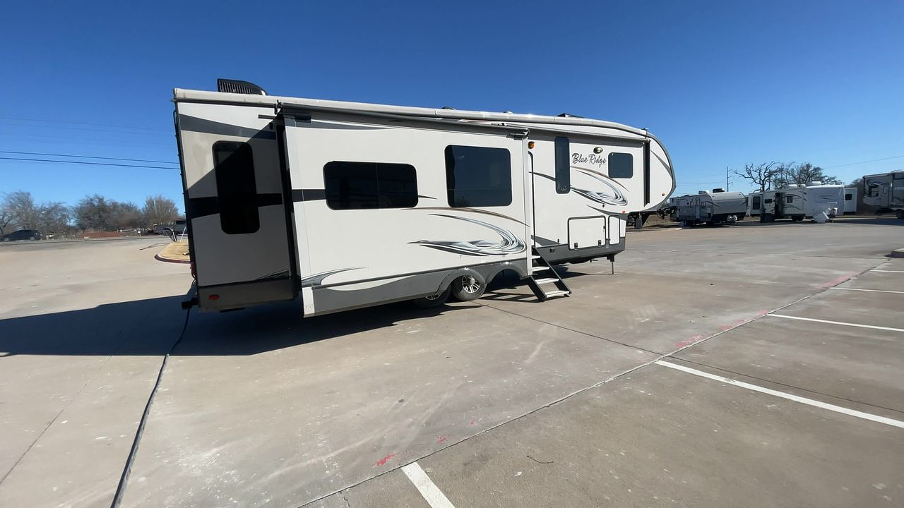 2014 BLUE RIDGE 3025RL