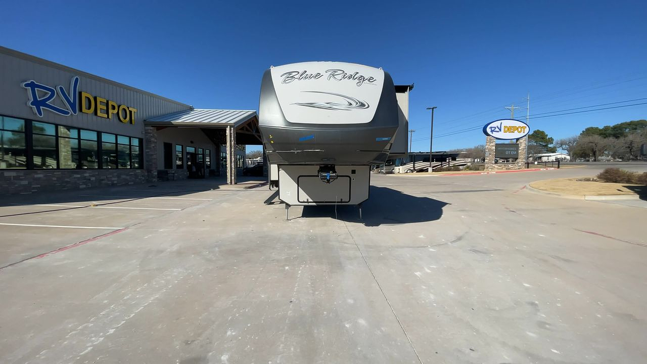 2014 BLUE RIDGE 3025RL