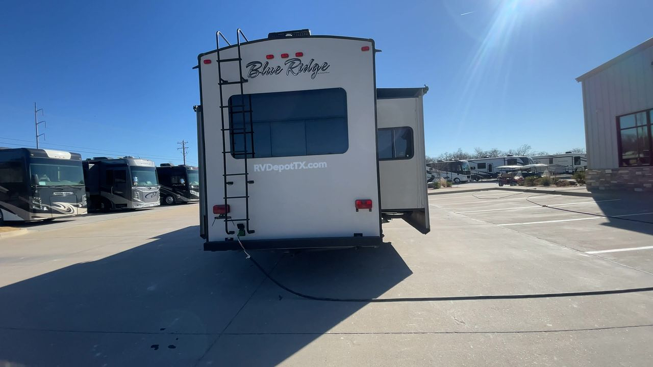 2014 BLUE RIDGE 3025RL