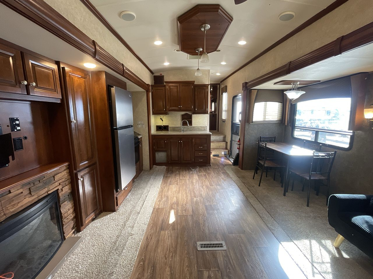 2014 BLUE RIDGE 3025RL