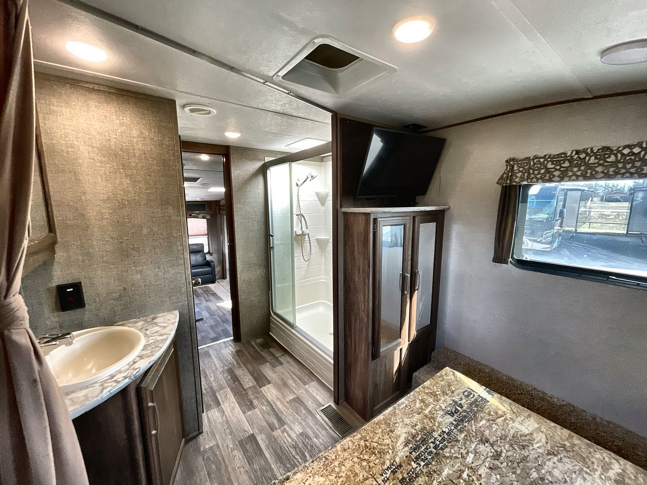 2017 KEYSTONE COUGAR 268RLSWE