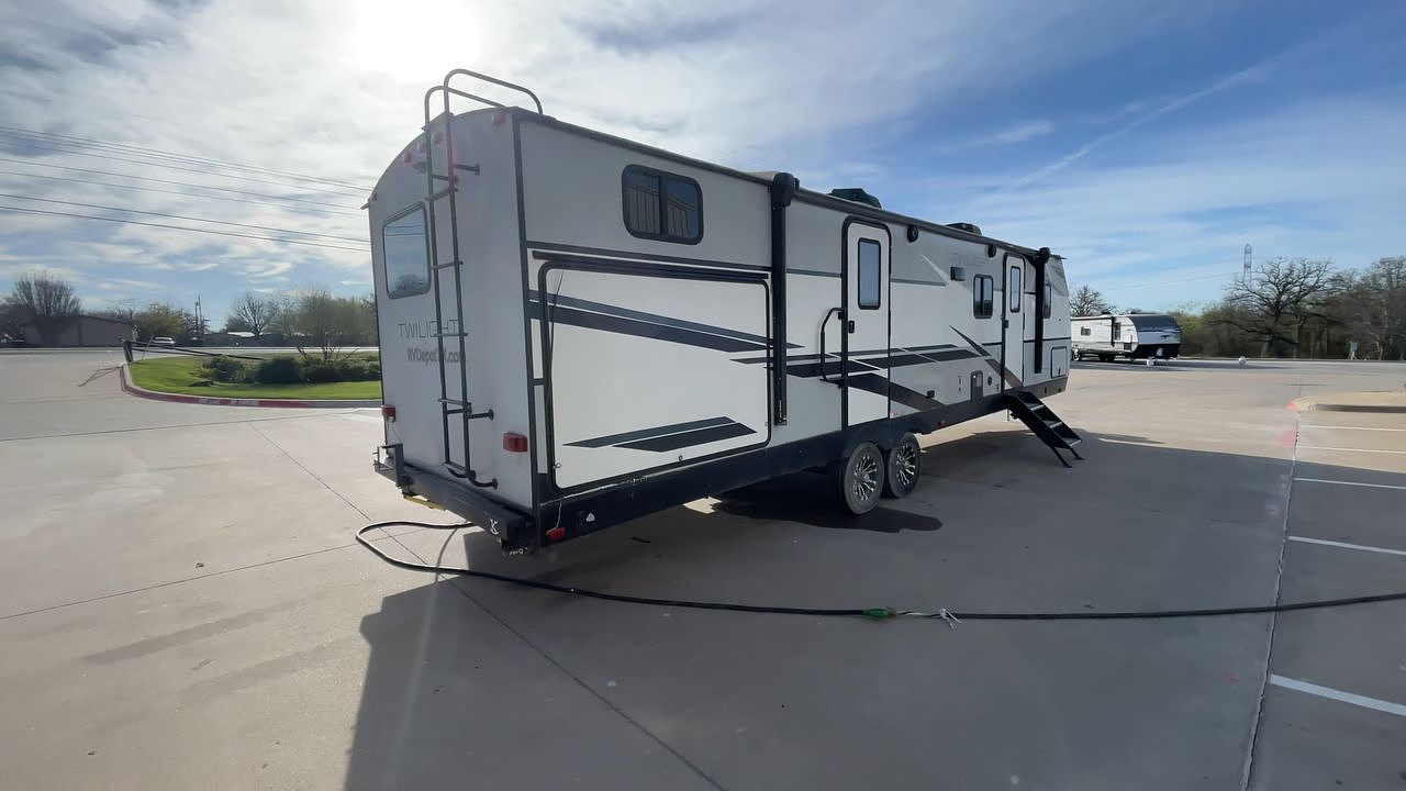 2021 HEARTLAND TWILIGHT M3300