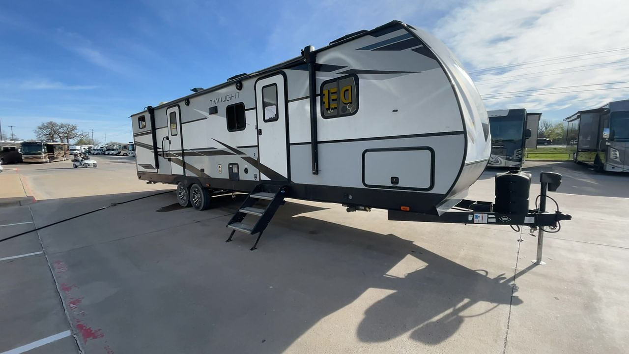 2021 HEARTLAND TWILIGHT M3300