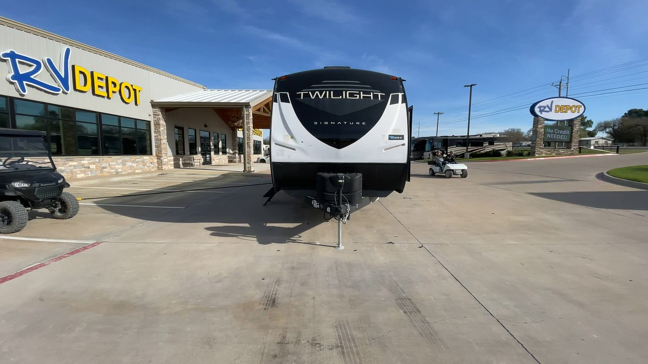 2021 HEARTLAND TWILIGHT M3300