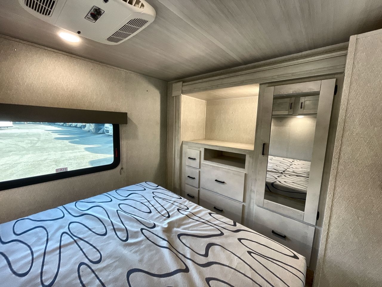 2024 EAST TO WEST ENTRADA 3100FB