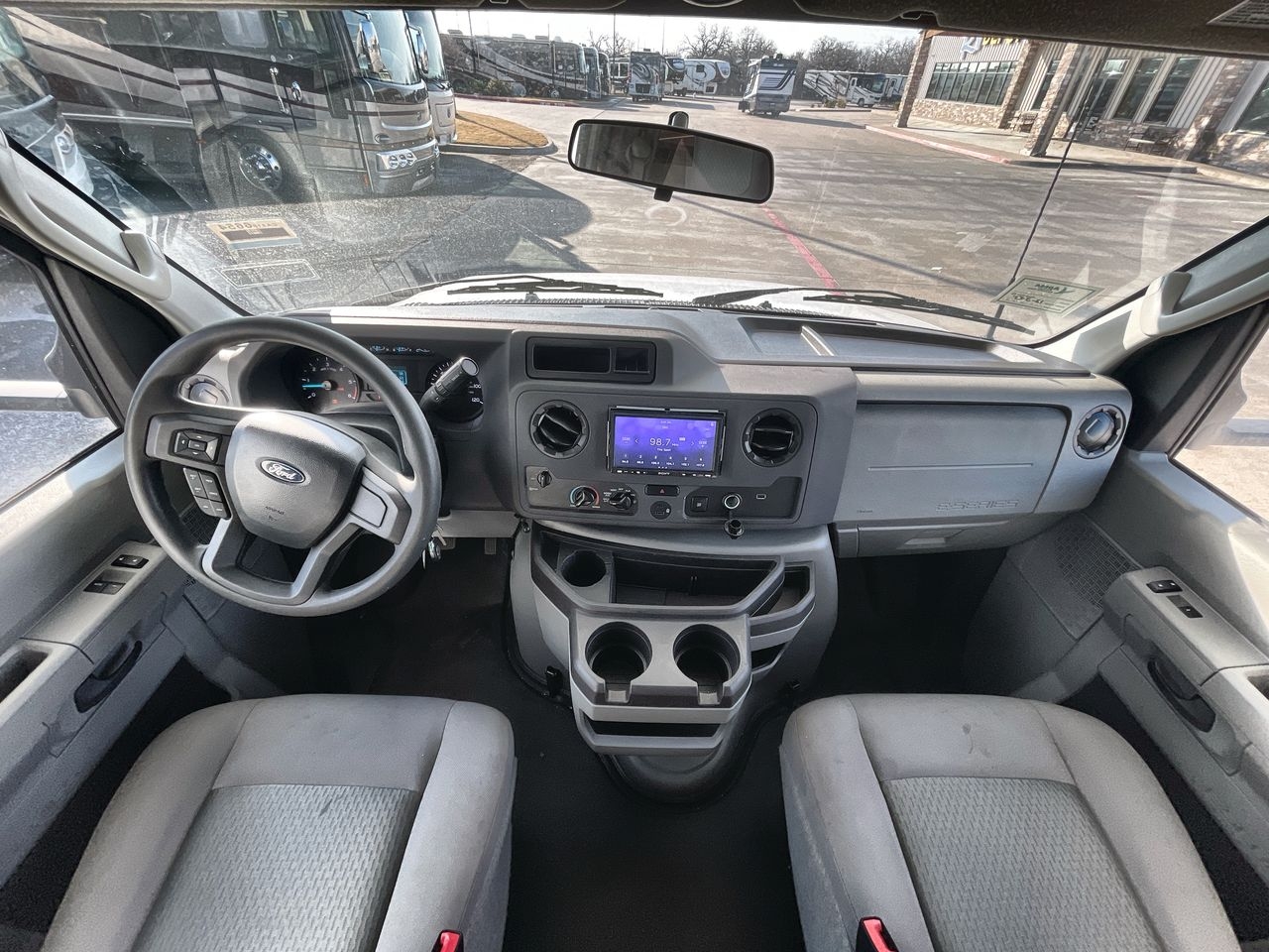 2024 EAST TO WEST ENTRADA 3100FB