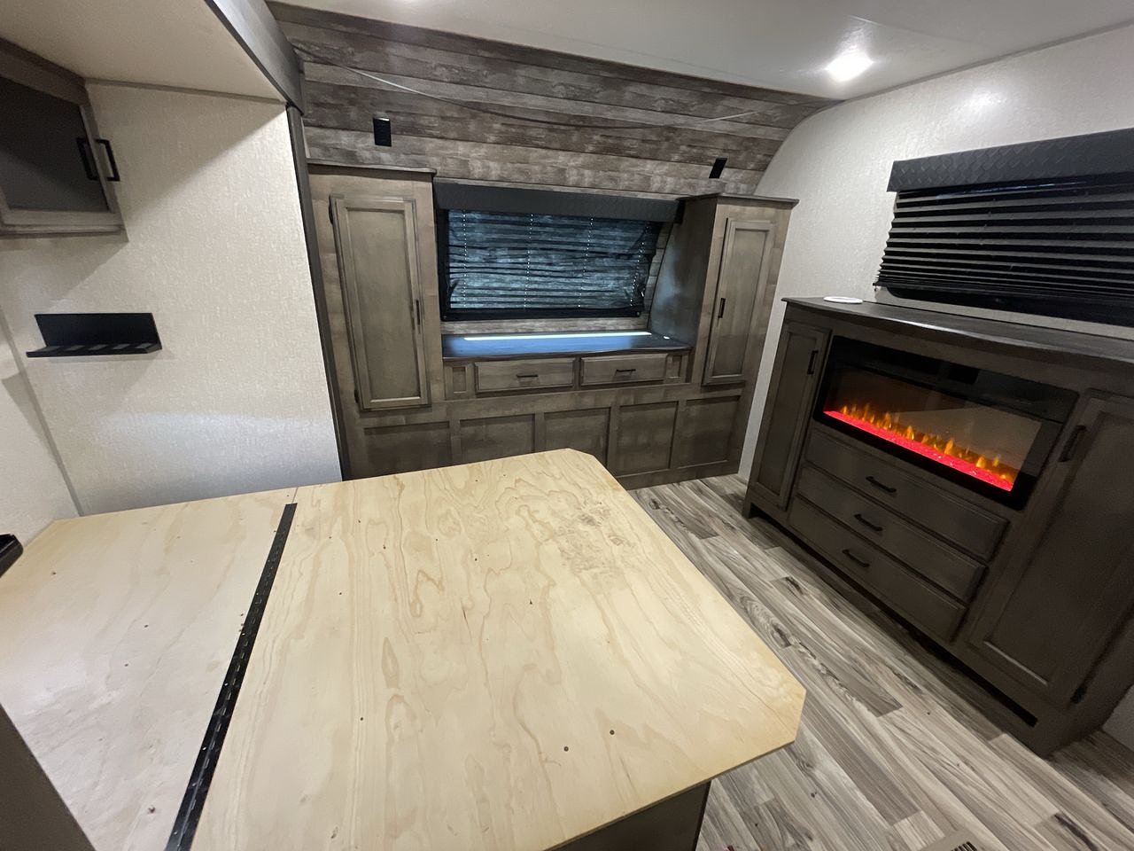 2022 KZ SPORT TREK 343VBH