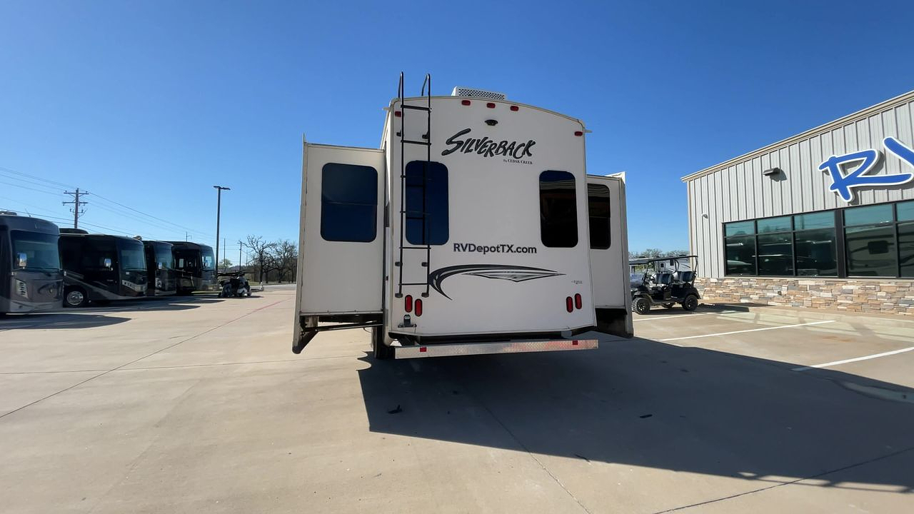 2015 FOREST RIVER CEDAR CREEK 29RE