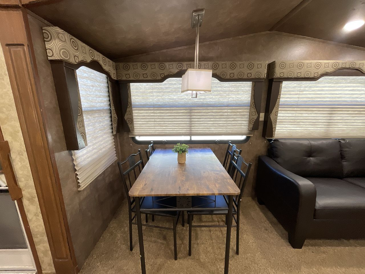 2015 FOREST RIVER CEDAR CREEK 29RE