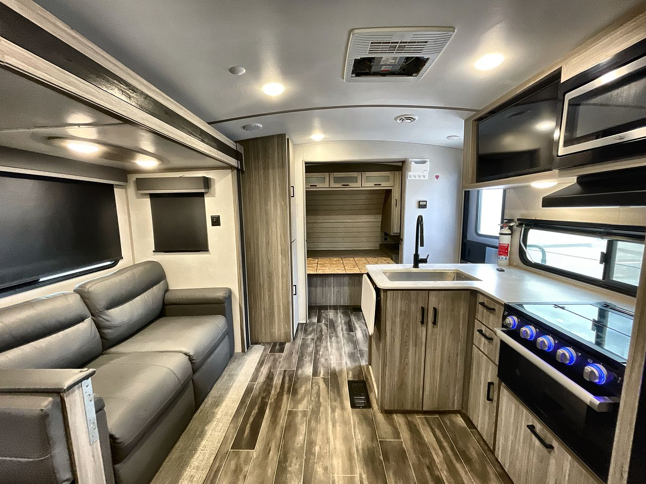 2022 KEYSTONE PASSPORT 3401QD