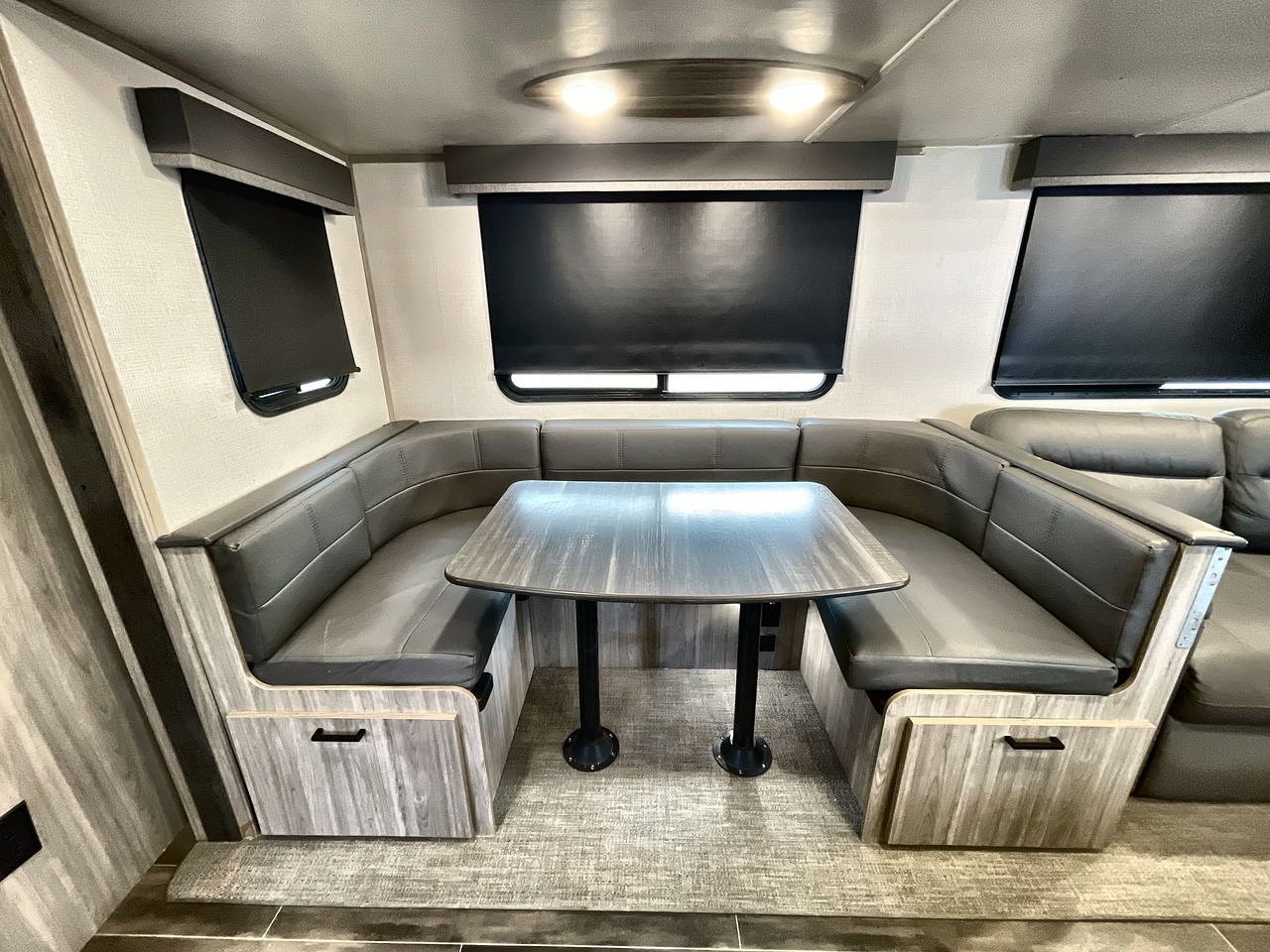 2022 KEYSTONE PASSPORT 3401QD