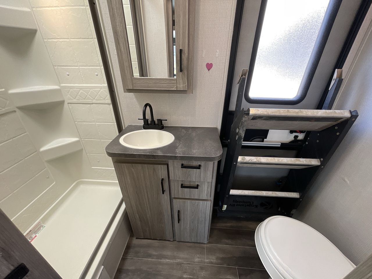 2022 KEYSTONE PASSPORT 3401QD