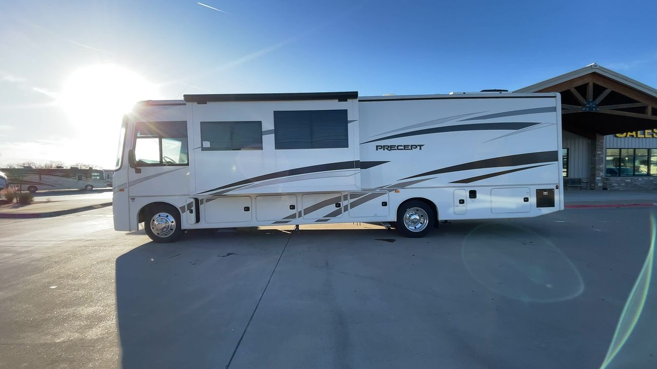 2024 JAYCO PRECEPT